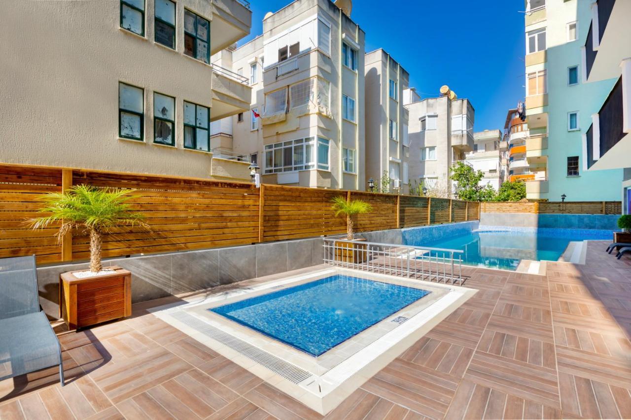 Royalisa City Apart Hotel Alanya Extérieur photo