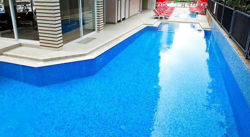 Royalisa City Apart Hotel Alanya Extérieur photo