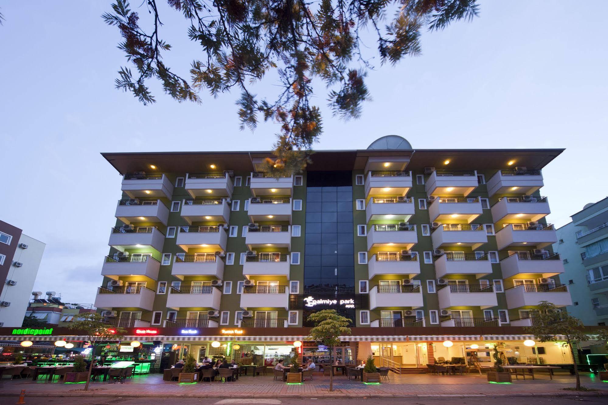 Royalisa City Apart Hotel Alanya Extérieur photo